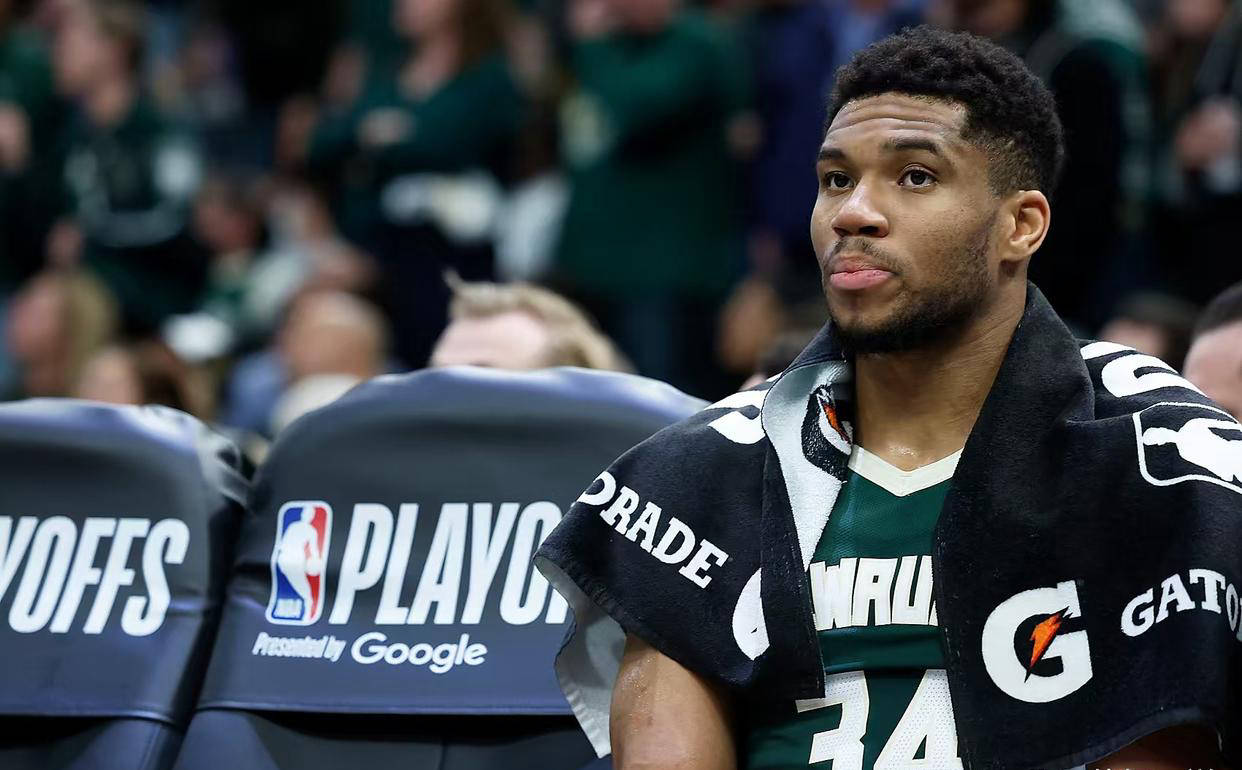 NBA常规赛今夜再迎强敌,亚特兰大官宣签约,主帅态度:压力陡增,纪律约束更严格的简单介绍 NBA常规赛今夜再迎强敌,亚特兰大官宣签约,主帅态度:压力陡增,纪律约束更严格的简单介绍